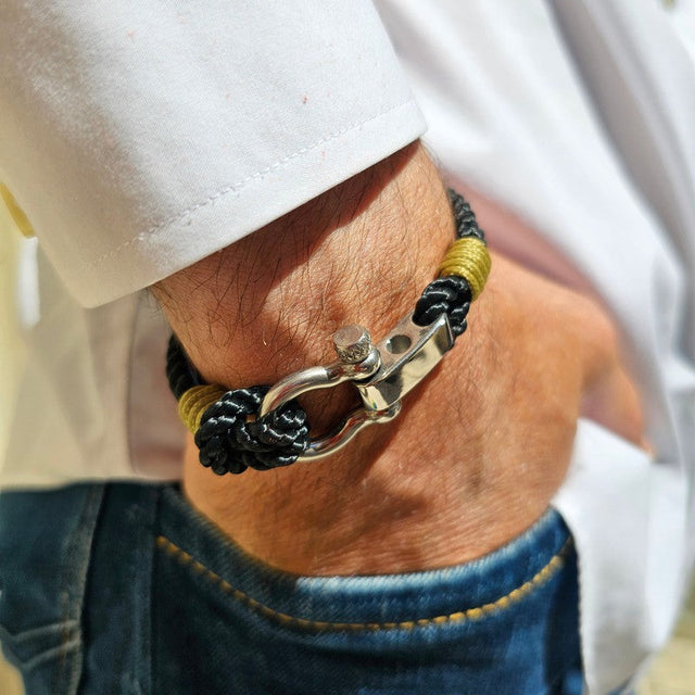 WAVES 4mm Nautical Clasp Bracelet Black Gold