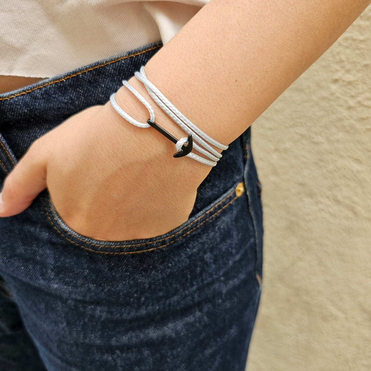 YACHT CREW mini anchor bracelet light grey