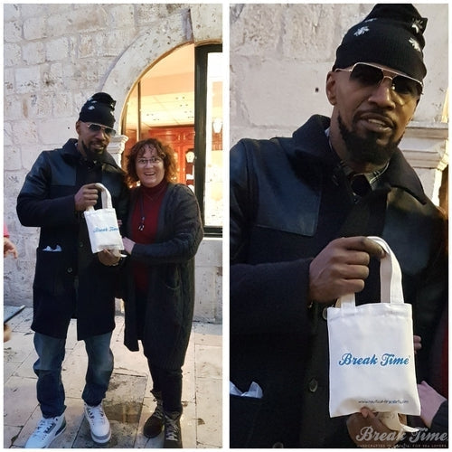 Oscar winner Jamie Foxx, taking home Break Time souvenirs from Dubrovnik