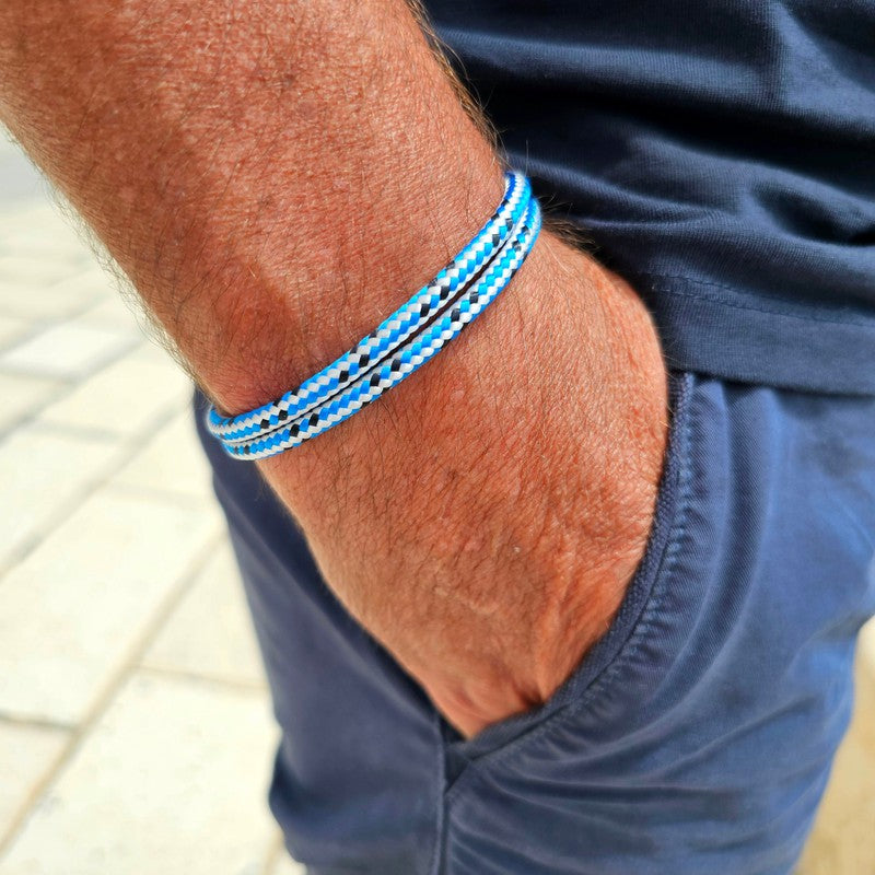 CAPTAIN Black Shackle Bracelet - Blue Mix