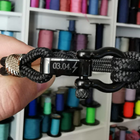 CAPTAIN Black Shackle Bracelet - Camo