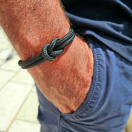 CAPTAIN Black Shackle Bracelet - Camo