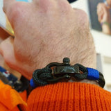 CAPTAIN Black Shackle Bracelet - Electric Blue