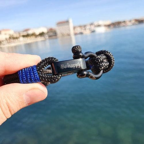 CAPTAIN Black Shackle Bracelet - Electric Blue