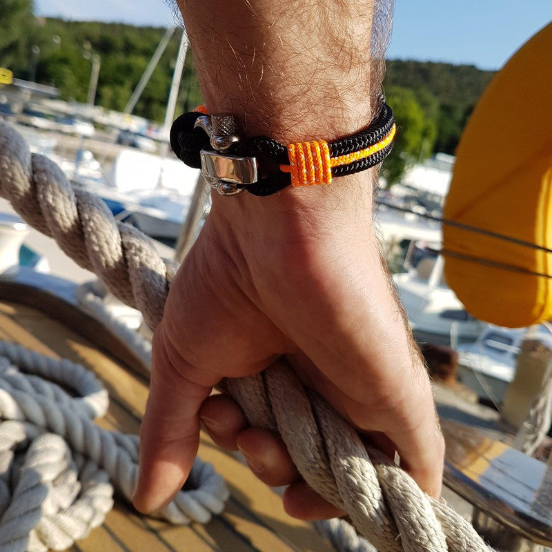 CORSAIR 5mm Nautical Clasp Bracelet Black Orange