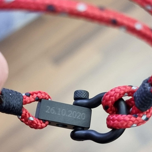 ROYAL 3mm nautical clasp bracelet red mix black