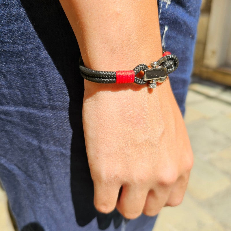 ROYAL mini shackle bracelet black red