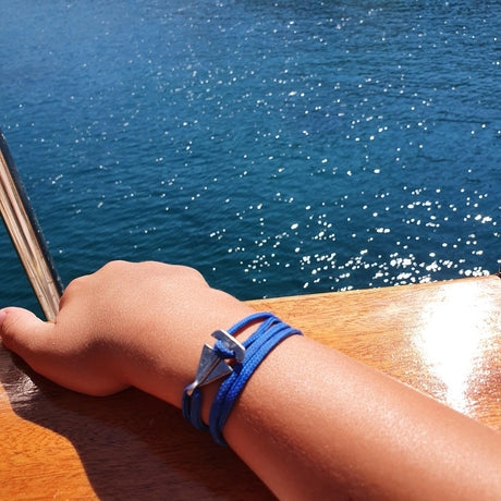 SAILOR mini boat bracelet electric blue