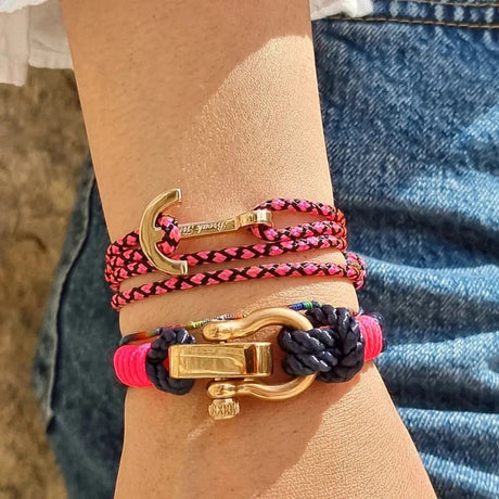 YACHT CLUB medium anchor bracelet neon pink