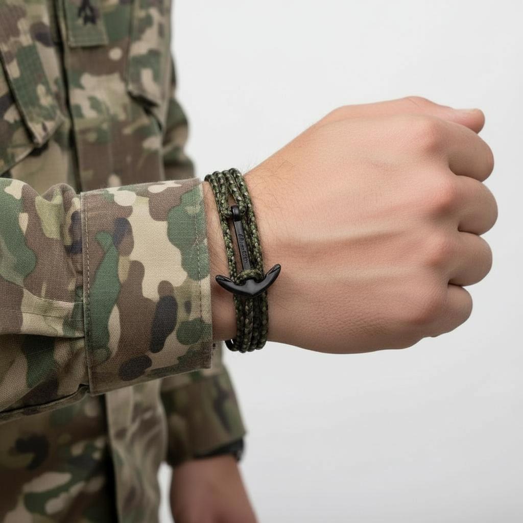 YACHT CREW medium anchor bracelet green camo